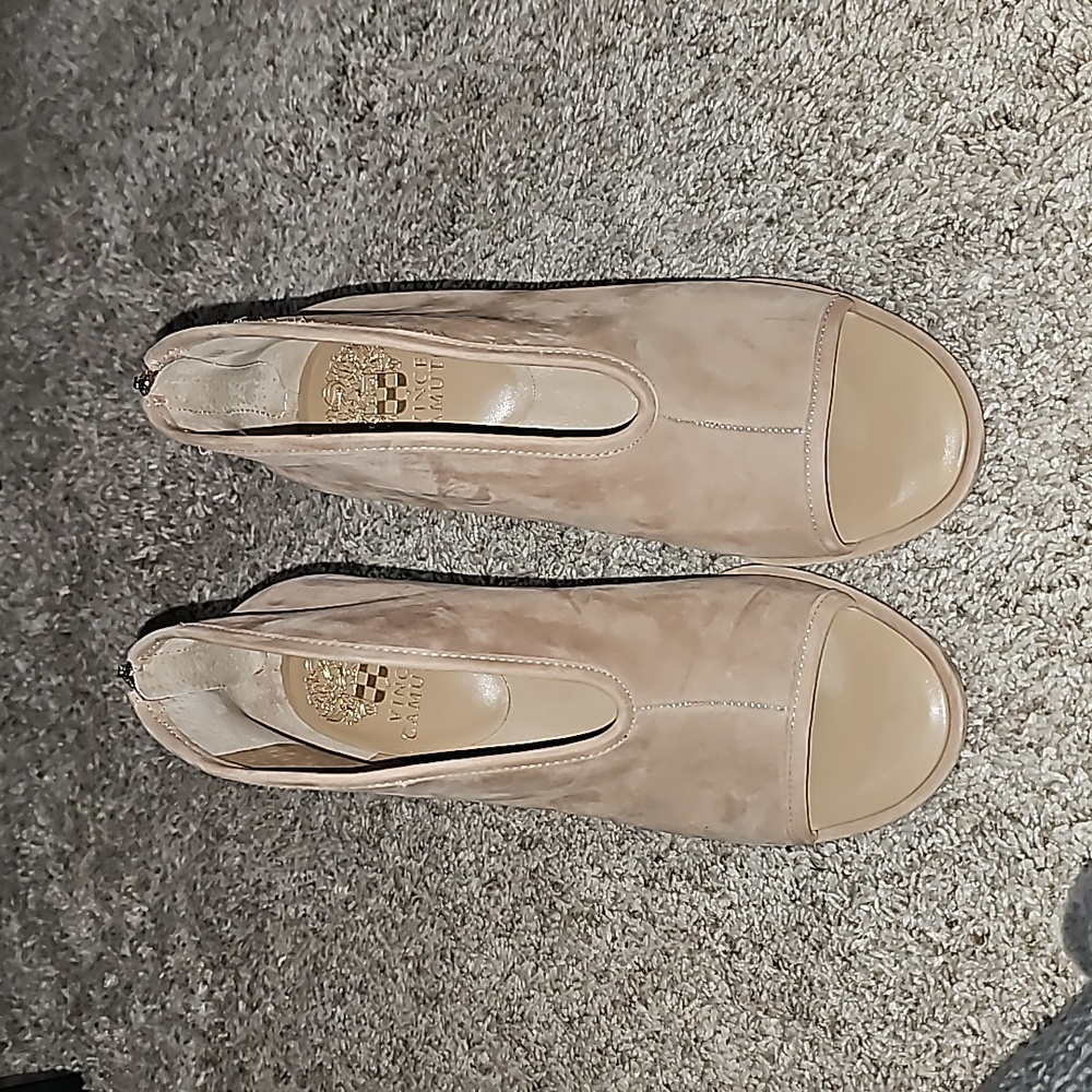 Vince CamutoFinaleigh Nubuck Leather Heeled Shooties